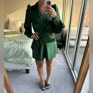 BREEANA WRAP MINI DRESS IN EMERALD